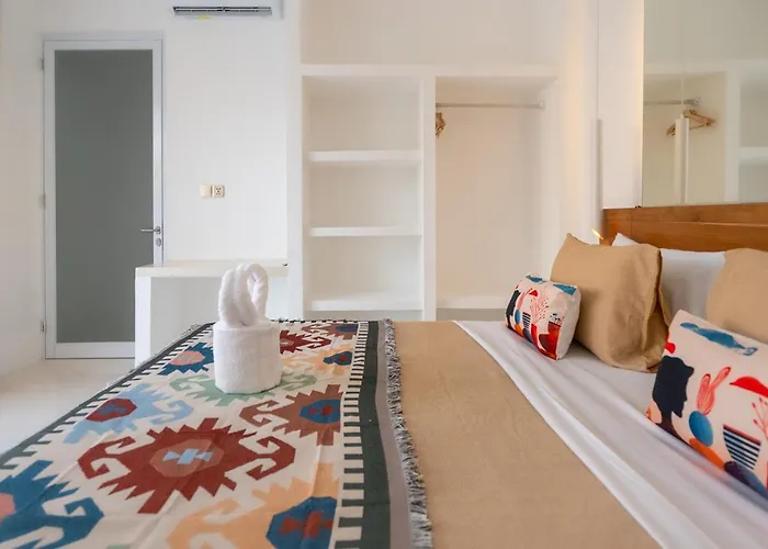 Villa Grega Mykonos, 2br Walking To Padang Padang *